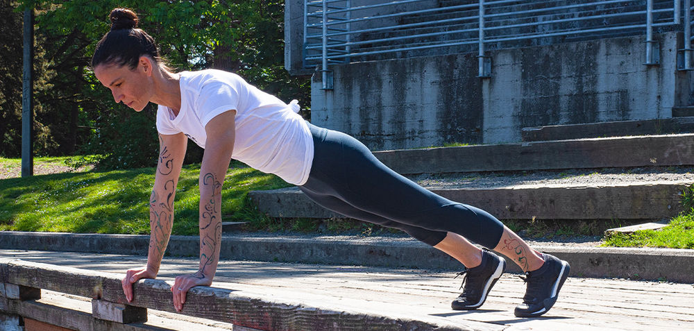 Work All Your Muscles At the Same Time With This 30-Minute Strength Sesh (Well + Good)